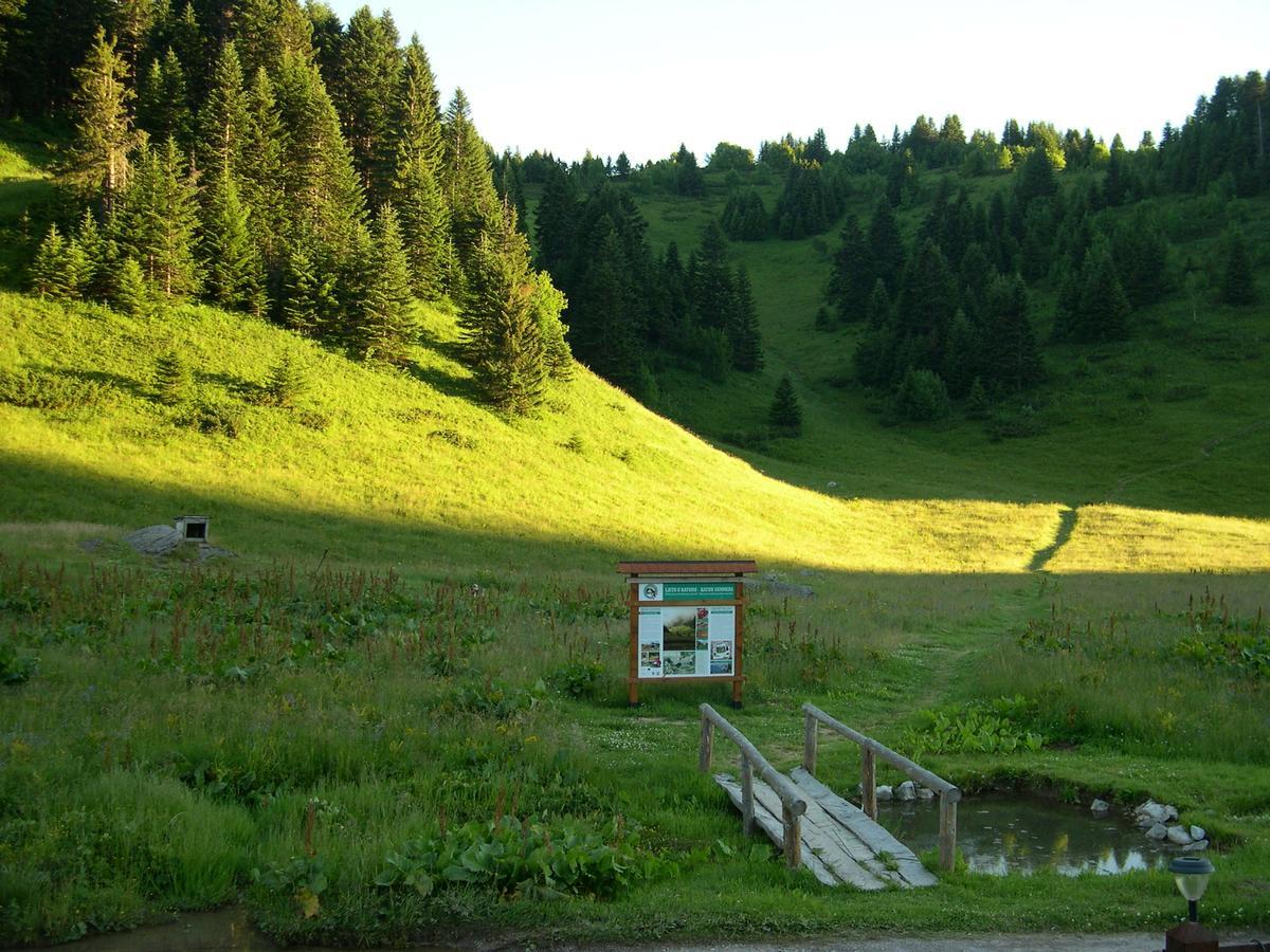 Kamp Janketic Hostal Kolašin Exterior foto